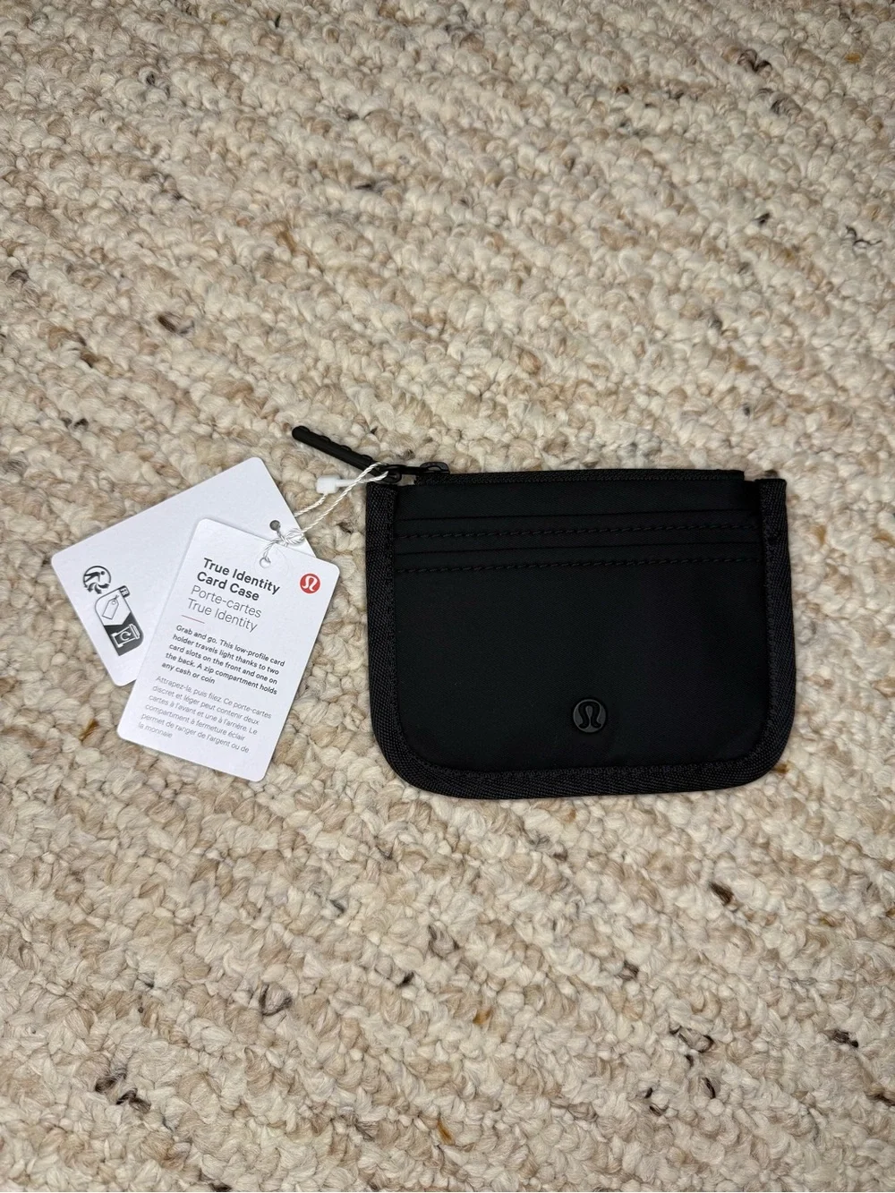 NWT Lululemon True Identity Card Case in Black Zipper Coin Pouch Water Repellent